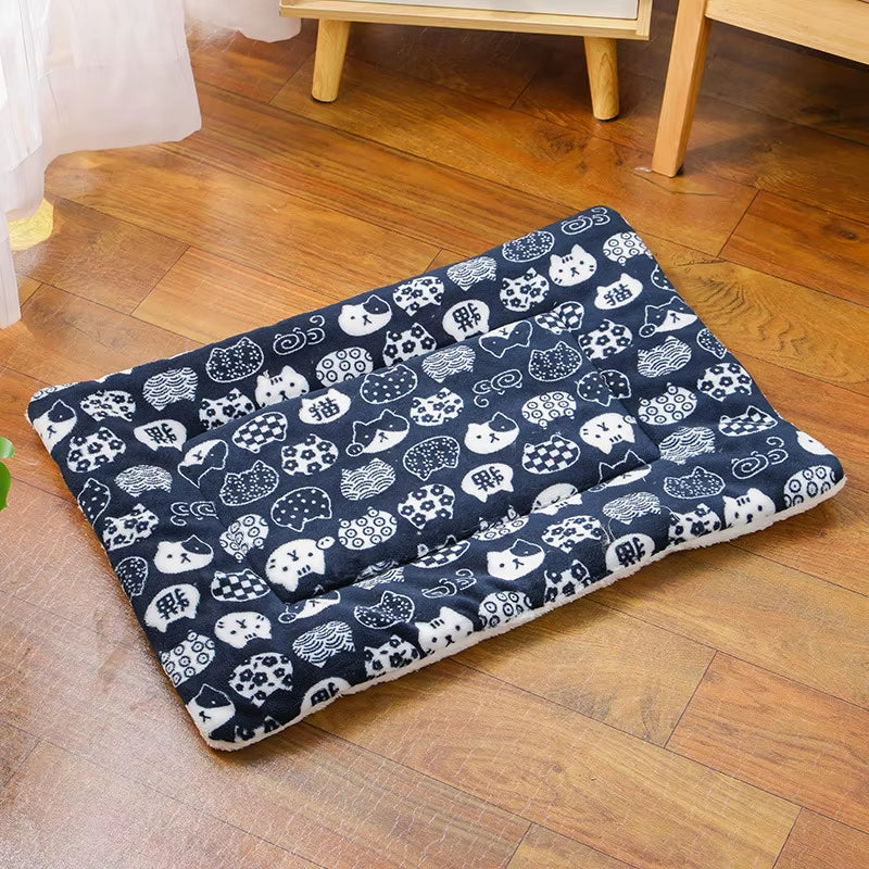 Pet Sleeping Pad Thickened Autumn and Winter Warm Floor Mat 